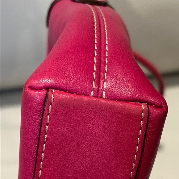 Coach Leather Mini Demi Baguette Fuchsia Wristlet - Picture 9 of 12